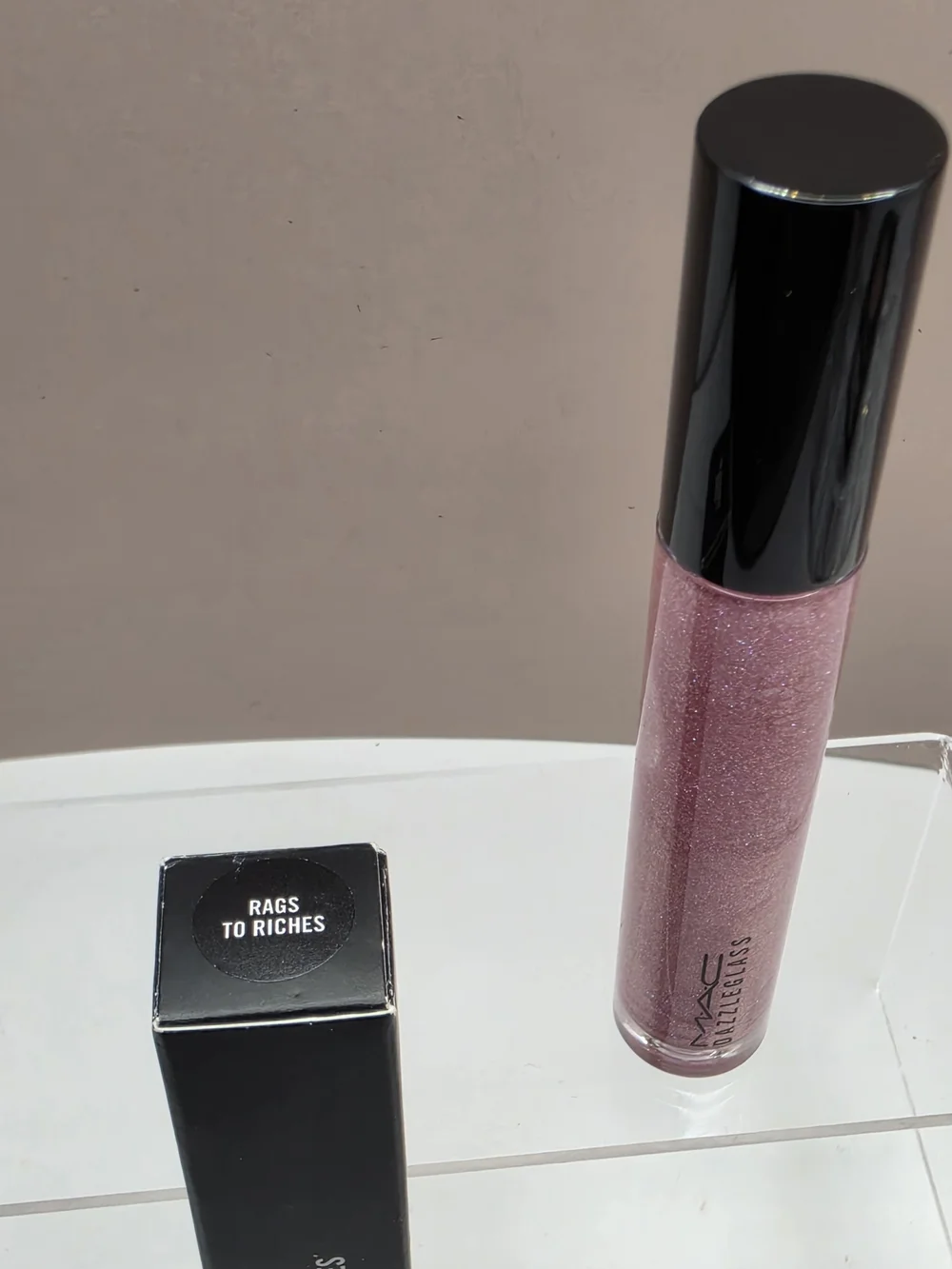 RARE/DISCONTINUED MAC Dazzleglass- 